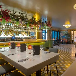 The Victoria Hotell
