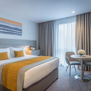 4* מלון Maldron Sandy Road